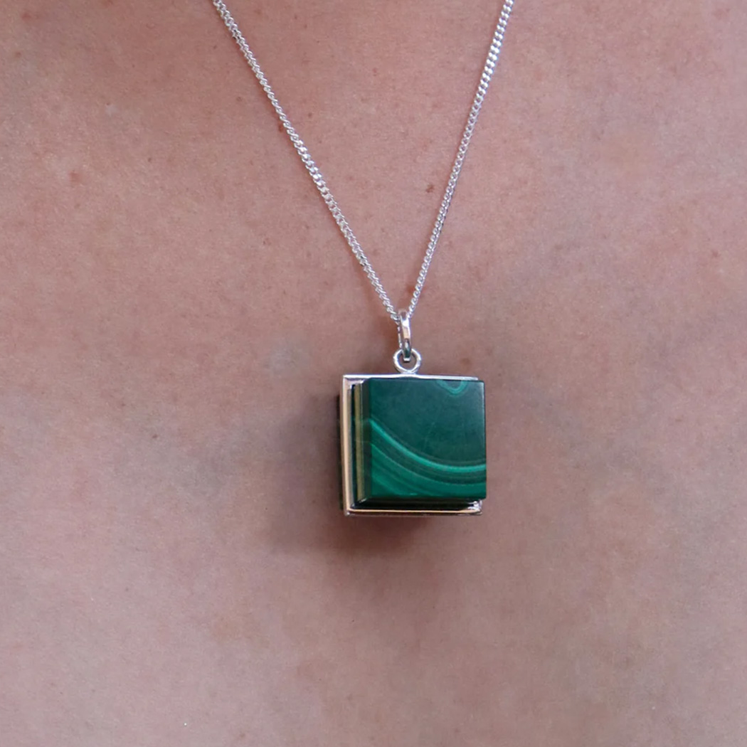 Fabuleux Vous La Stele Malachite Necklace (Large)