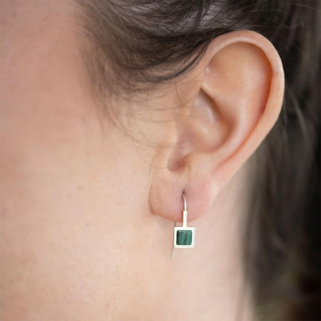 Fabuleux Vous La Stele Malachite Earrings (Petite)