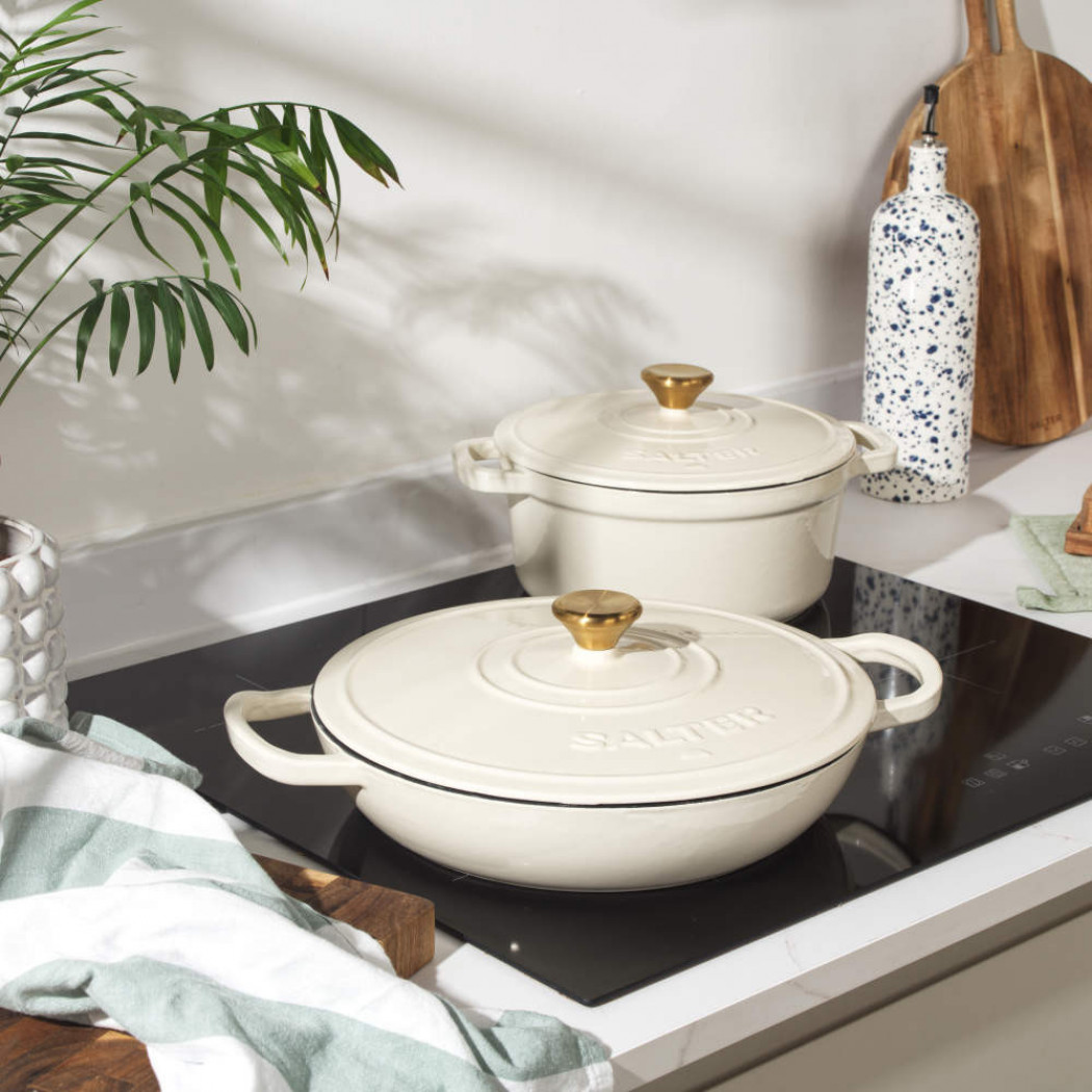 Salter Chester Shallow Cast Iron Casserole 30cm (Cream)